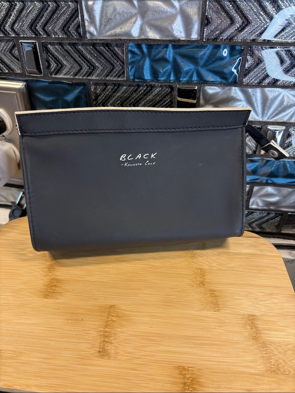 Kenneth Cole Black Cosmetic Toiletry Pouch with Wrist Strap